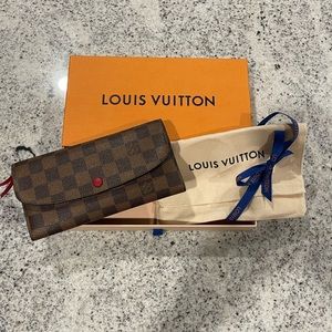 Louis Vuitton Wallet (Authentic)